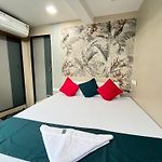Shivalas Dormitory And Pg Rooms