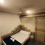 Hotel Platinum Residency Colaba