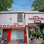Hotel O Homestay Andheri East