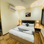 Glitz Hotels Riza - Nr Nesco Bombay Exhibition Centre Goregaon