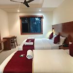 Hotel Ashraya International