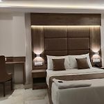 Mig Suites