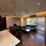 Zenith Luxe Suites - Near Iit & Hiranandani, Powai