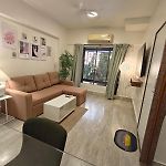 Spacious 1Bhk Off Carter Road