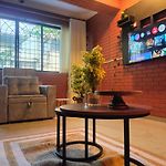 Brick Maison 1Bhk With Free Parking, Juhu Bandra