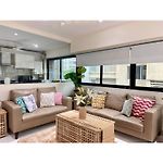 Connekthomes -Modern 3Bed3Bath In Prime Bandra Neighborhood