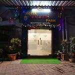 Via Kailash Park
