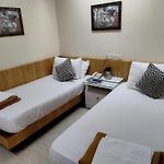Empire Hotel
