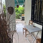 Serene Stay In Chuim Near Carter Road