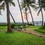 Stayvista\'S Villa Bharat - Beachfront Serenity With A Spacious Lawn