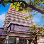 Collection O Bombay Exhibition Centre Goregaon