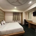 Hotel Sahar Garden Near Mumbai International Airport