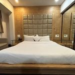 Hotel Sahar Garden Near Mumbai International Airport