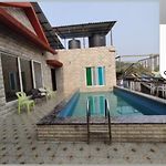 Zi Villa