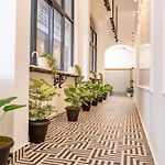Z Bliss Suites, Bkc