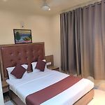 Aster Hotel Near Mumbai Airport