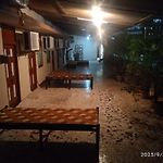 Hotel Galaxy Executive Guest House & Ac Dormitory