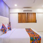 Fabhotel Golden Star