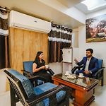 Fabhotel Amber Crop Inn