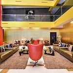 Landmark Suites