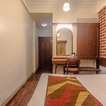 Hotel Mogul Palace - Near Masjid Bunder Mumbai