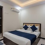 Zee Residency