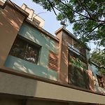 Treebo Lake Bloom Powai
