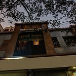 Treebo Lake Bloom Powai