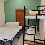 Hotel Galaxy Executive Guest House & Ac Dormitory