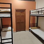 Hotel Galaxy Executive Guest House & Ac Dormitory
