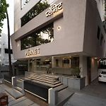 Planet Boutique Hotel