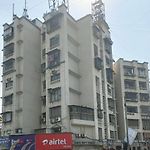 Lucky Serviced Apartments -Near Bkc