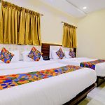 Fabhotel Majestic Crest
