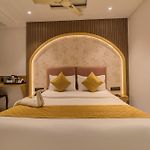 Hotel Malad Inn Opposite Malad Railway Station