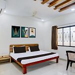 Hotel O Shree Prabhat