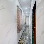 Hotel O Sr Residency