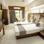 Metro Host Inn