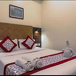 Aura Inn