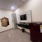 New Diamond By Glitz Hotels