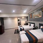 New Diamond By Glitz Hotels