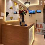 Relax Kurla Dormitory