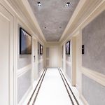 Grand Residency Hotel & Serviced Apartments
