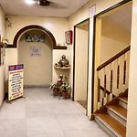 Srk Hotel- Grant Road