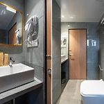 Treebo Alfa Suites