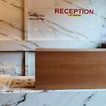 Hotel Le West Near Exhibition Center Rooms & Dormitory
