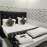 Hotel O Sai Residency