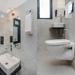 Hsquare Prime Stay