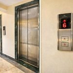 Glitz Hotels Saineel - Juhu Mumbai