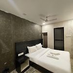 Hotel Vile Parle Executive Near Nanavati Hospital - Mumbai