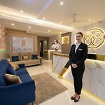Cr Residency By Glitz Hotels